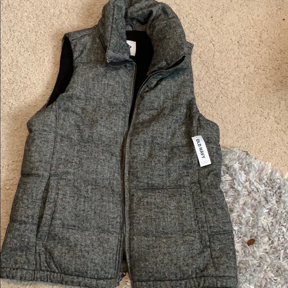 Gray Herringbone Insulated Vest size Medium